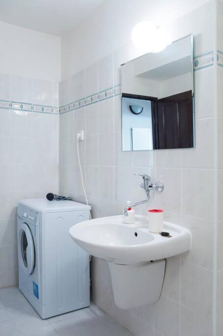 Dlouha Apartment 2Bd Прага Экстерьер фото